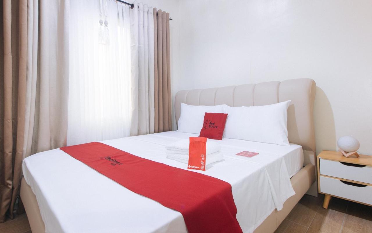 Reddoorz Plus @ Cuarto Verde Staycation Las Piñas Εξωτερικό φωτογραφία