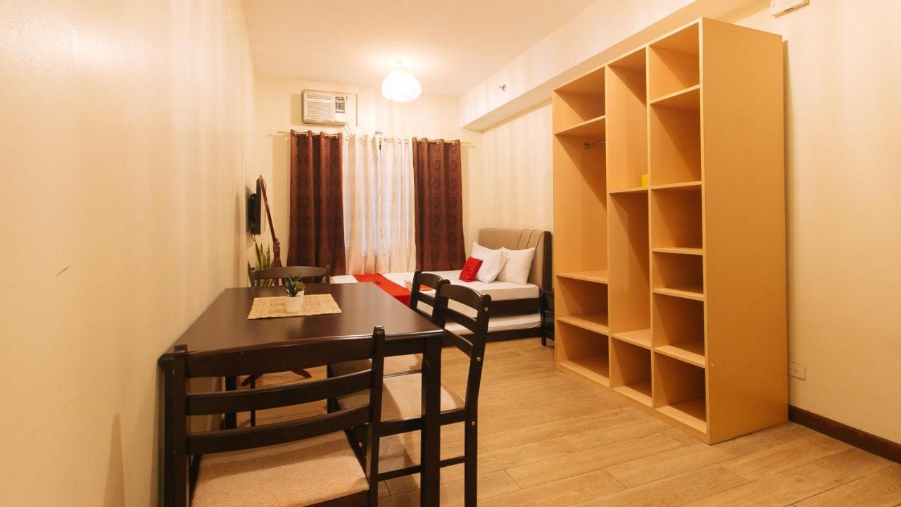 Reddoorz Plus @ Cuarto Verde Staycation Las Piñas Εξωτερικό φωτογραφία