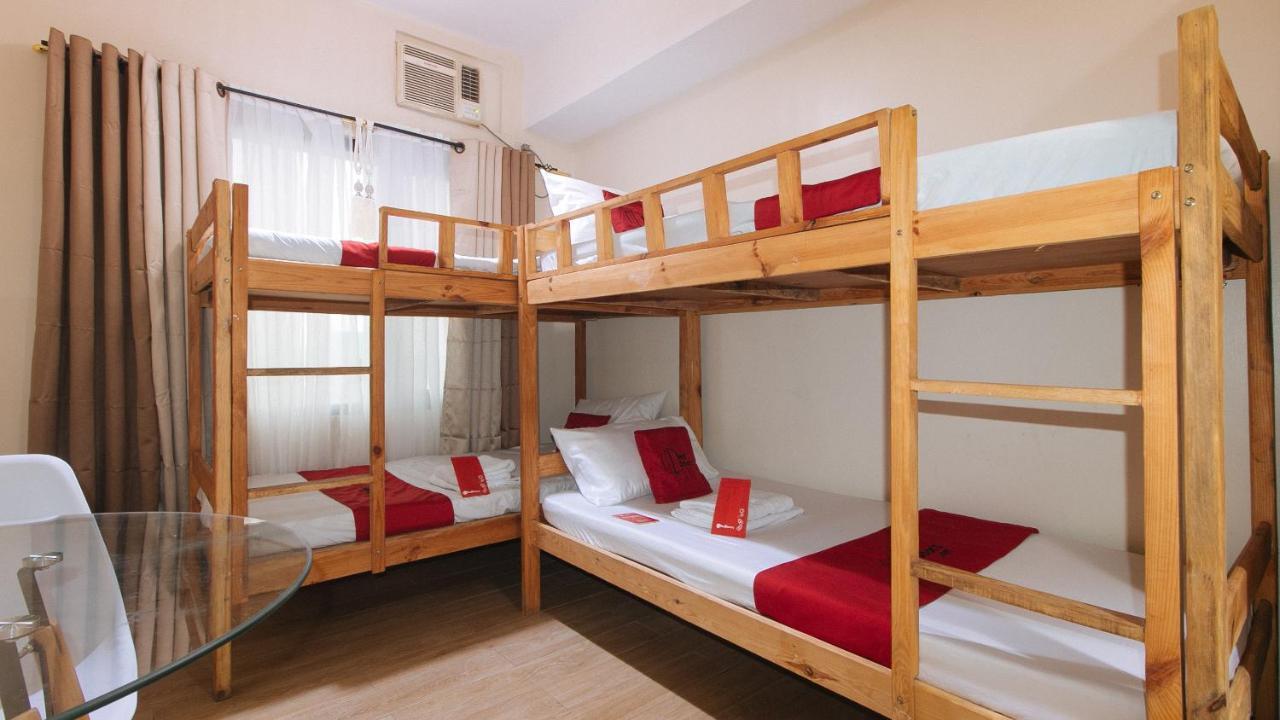 Reddoorz Plus @ Cuarto Verde Staycation Las Piñas Εξωτερικό φωτογραφία