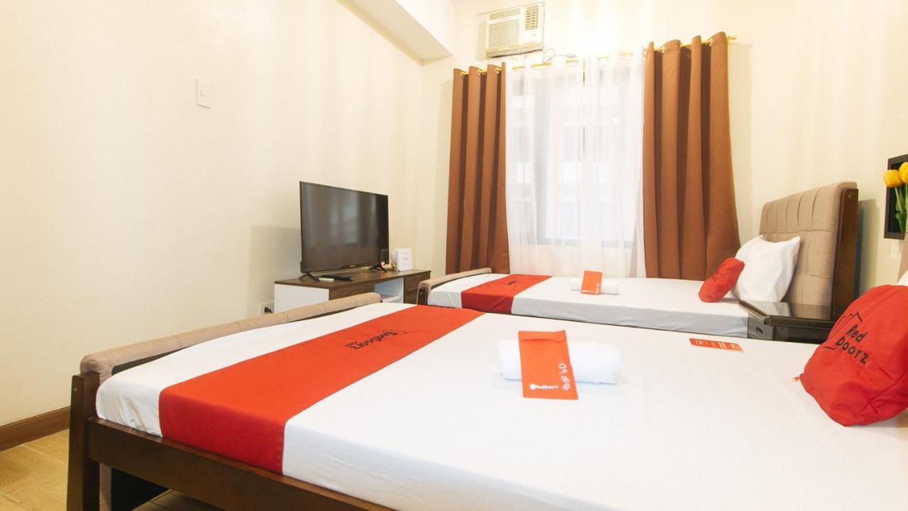 Reddoorz Plus @ Cuarto Verde Staycation Las Piñas Εξωτερικό φωτογραφία